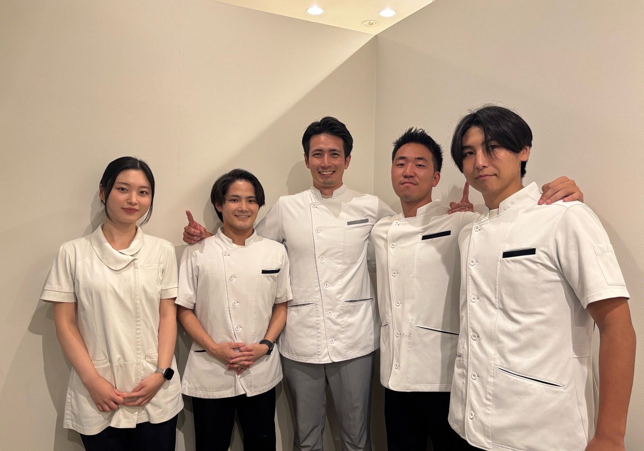 スタッフ集合写真